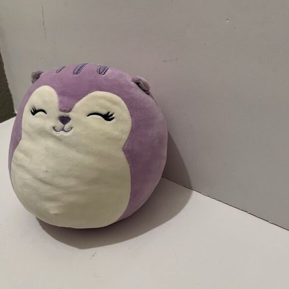Squishmallows Sydnee the Squirrel Lilac Purple 7" Spring Colorful Tail Plush - Picture 4 of 8